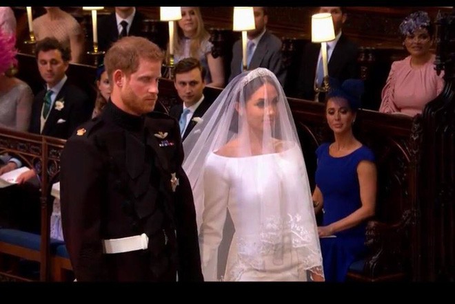 Đám cưới hoàng gia Anh: Hôn lễ kết thúc, cô dâu chú rể trao nhau nụ hôn ngọt ngào trước toàn thể mọi người - Ảnh 38.