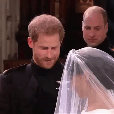 Nhiều chị em hậm hực đòi cưới lại chỉ vì những biểu cảm này của Hoàng tử Harry trong đám cưới - Ảnh 3.