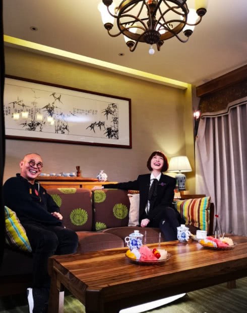 Bị so sánh già yếu và bi thảm như ông lão 80 tuổi, Lý Liên Kiệt lên tiếng đáp trả - Ảnh 7. Bị so sánh già yếu và bi thảm như ông lão 80 tuổi, Lý Liên Kiệt lên tiếng đáp trả - Ảnh 7.