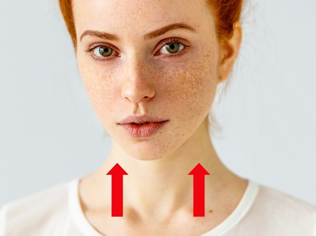 7 cách hiệu quả làm cho cổ của bạn trông trẻ hơn, không còn tình trạng mặt xinh mà cổ xấu xí - Ảnh 6.