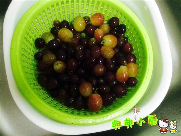 Rinsing with water is just step 1, grapes must be rinsed a few more times to be completely clean, shiny and eye-catching - Photo 5.
