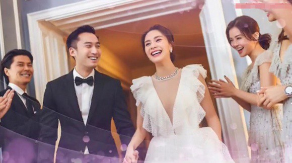 Hình ảnh cô dâu Chung Hân Đồng cười rạng rỡ trong đám cưới cùng hôn phu kém tuổi khiến fan rưng rưng vì xúc động  - Ảnh 3.