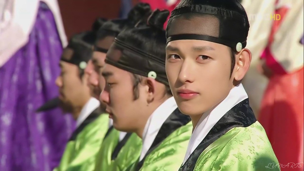 6 diễn viên Hàn đóng vai "nhí" khi đã... ngoài 20 tuổi