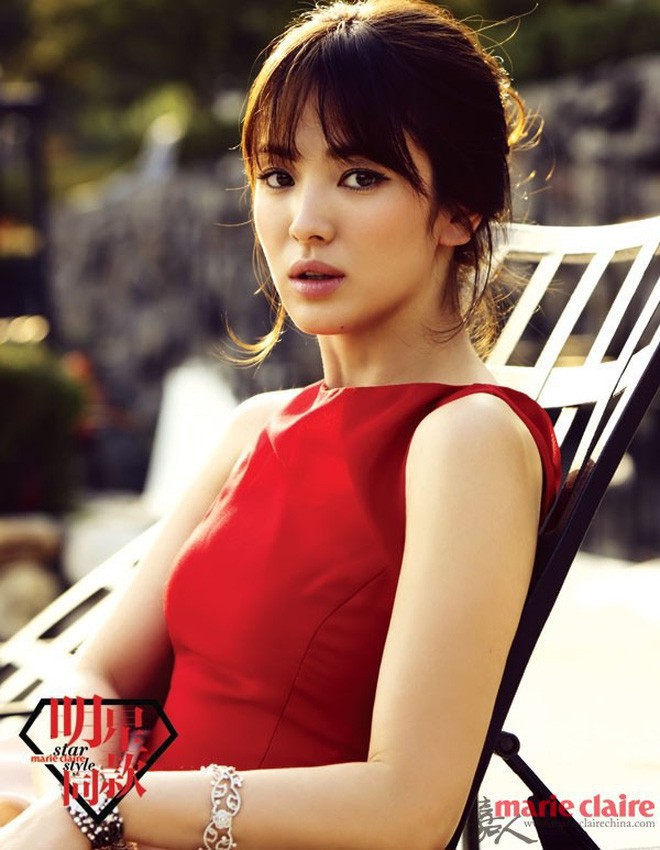 Chưa thành đôi, Song Hye Kyo và Park Bo Gum đã gây bão vì ngoại hình chênh lệch: Có đến nỗi như dì cháu? - Ảnh 3.