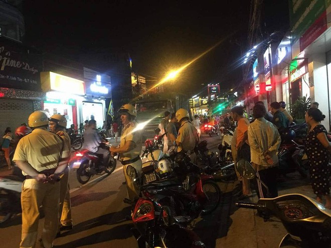 TP.HCM: Bị truy đuổi, tên cướp dùng dao đâm hai người bị thương nặng - Ảnh 3.