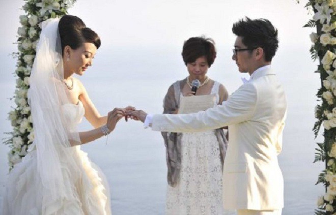 Nàng dâu hân hoan mang đặc sản nhà ngoại về, mẹ chồng nói một câu khiến cô rớt nước mắt - Ảnh 1.