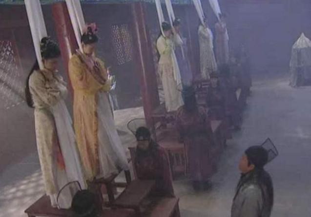Tục tuẫn táng Trung Hoa: Phi tần bị ép uống thuốc độc, đổ thủy ngân vào người và hàng loạt phương pháp man rợ trước khi bị chôn sống cùng vua - Ảnh 3.