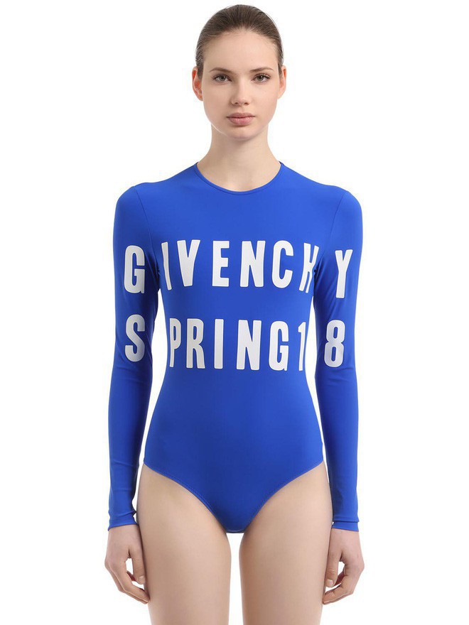 Kỳ Duyên mặc đồ bơi đẹp đến nỗi hội người mê Givenchy toàn thế giới phải lăng xê trên Instagram - Ảnh 4.