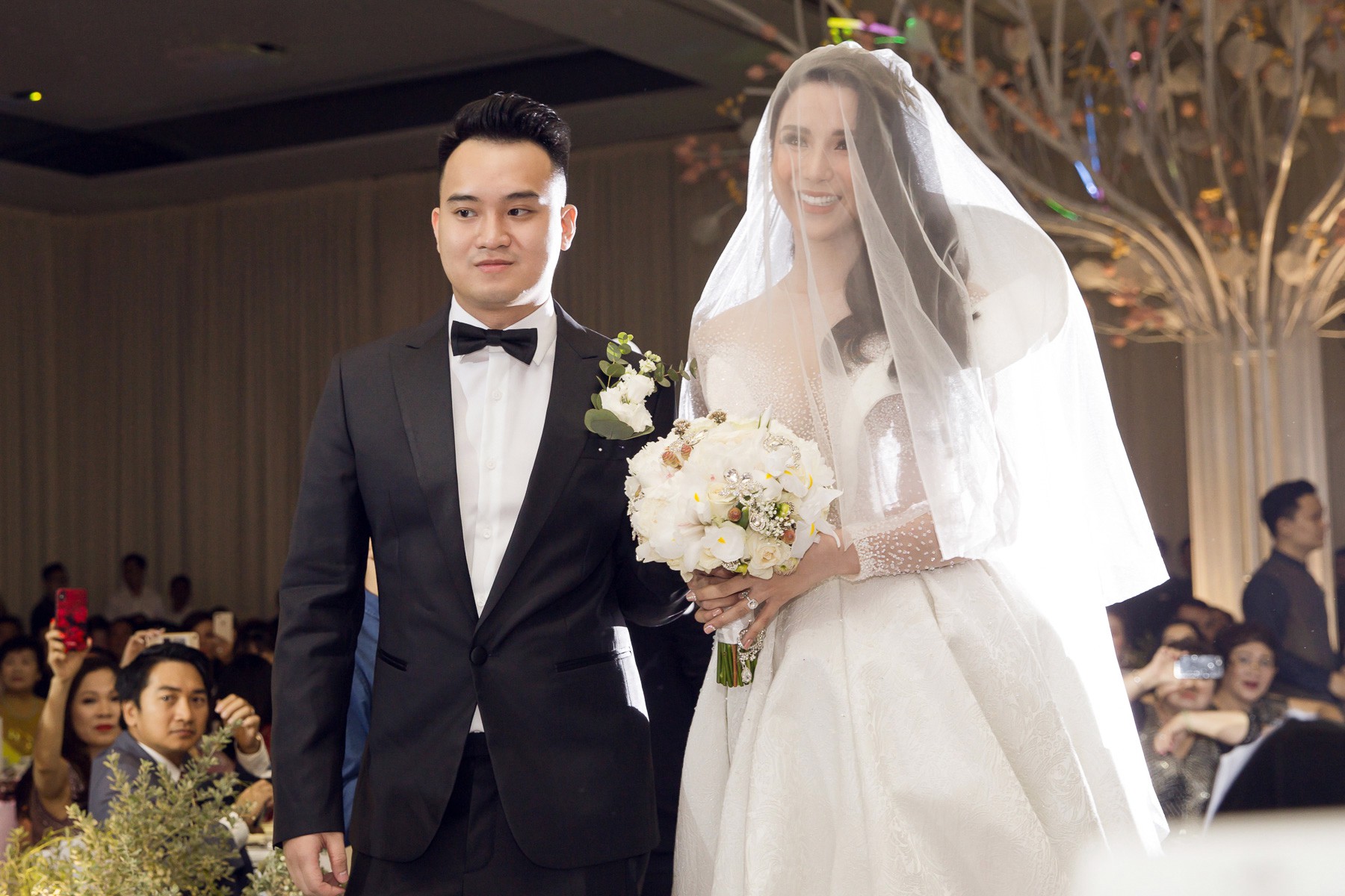 20 mẫu ảnh cưới Diệp Lâm Anh cho đám cưới tuyệt đẹp