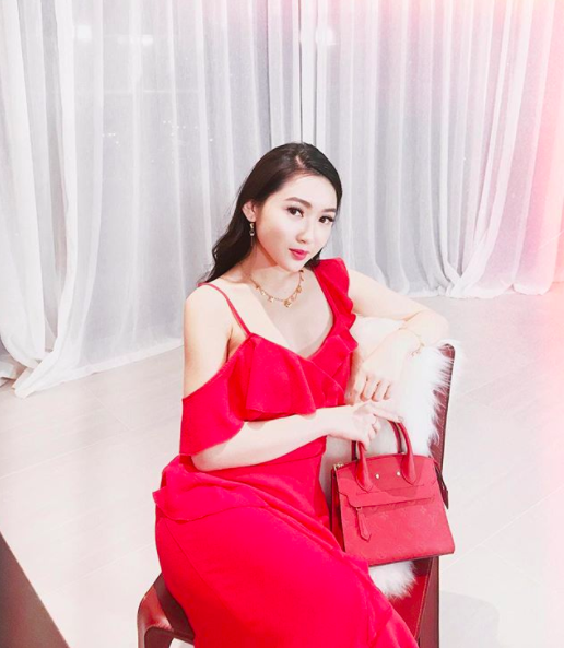 4 beauty blogger Việt mới nổi: Đã xinh đẹp lại sở hữu cuộc sống sang chảnh đến đáng ghen tị! - Ảnh 1.