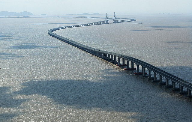 Những công trình cầu đường vĩ đại lập kỷ lục Guinness thế giới, 9/12 nằm ở châu Á - Ảnh 9.
