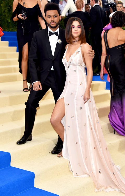 Cận cảnh vẻ kém sắc của Selena Gomez tại Met Gala: Vừa béo vừa nhợt nhạt thua xa các mỹ nhân khác - Ảnh 8.