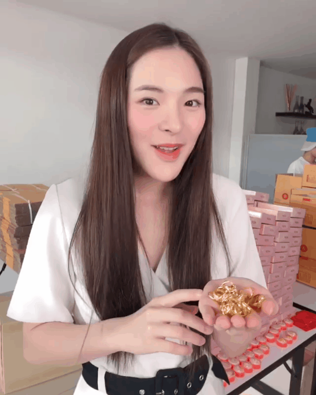 Không thể nhận ra cô nàng 9x trong phim Tuổi nổi loạn với chiếc cằm vừa dài vừa nhọn - Ảnh 3.