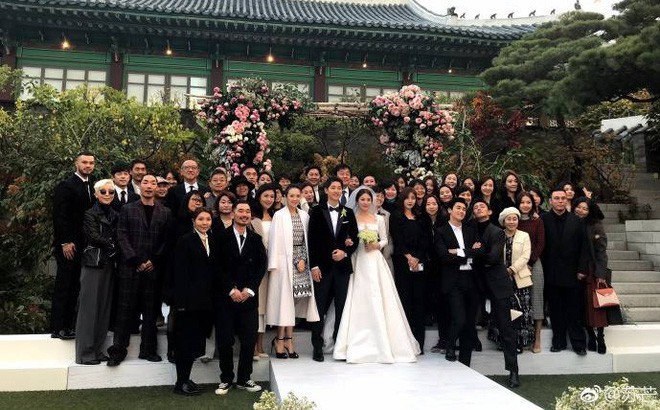 Những đám cưới có dàn khách mời khủng nhất xứ Hàn: Toàn minh tinh, Song Song không đọ được với Jang Dong Gun? - Ảnh 9.
