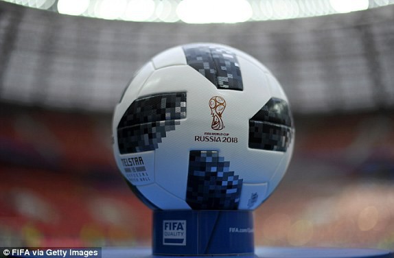 Robbie Williams đốt n&oacute;ng s&acirc;n vận động, khai mạc World Cup 2018 - Ảnh 13.