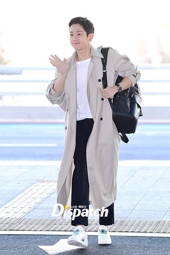 Quá điển trai tại sân bay, Jung Hae In lại bị chê vì... dù lên phim, dự sự kiện hay selfie cũng diện mỗi chiếc áo trắng - Ảnh 9.