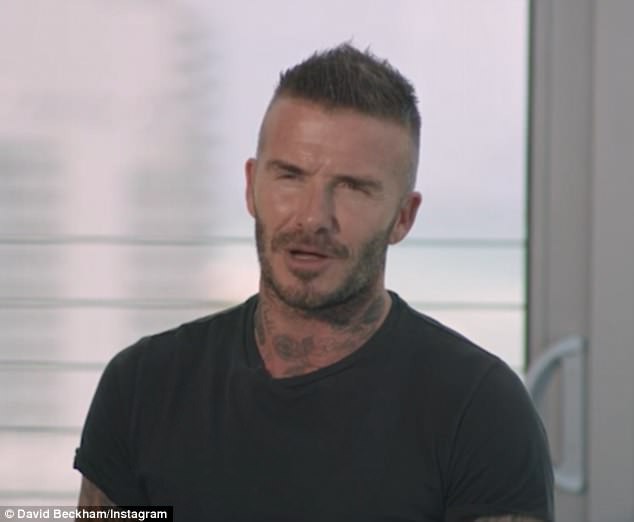 David Beckham chia sẻ nỗi niềm làm cha: Vẫn lo lắng cho con cả 19 tuổi và thường đi bộ cùng Harper đến trường - Ảnh 1.