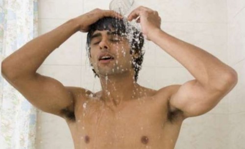 Tắm quá lâu không giúp bạn sạch hơn mà còn làm tăng nguy cơ bị ngứa, phát ban - Ảnh 1.