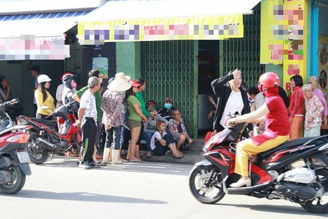 Nha Trang: Người vợ trẻ 18 tuổi nằm trên vũng máu sau tiếng la hét thất thanh, nghi bị chồng sát hại - Ảnh 1. Nha Trang: Người vợ trẻ 18 tuổi nằm trên vũng máu sau tiếng la hét thất thanh, nghi bị chồng sát hại - Ảnh 1.