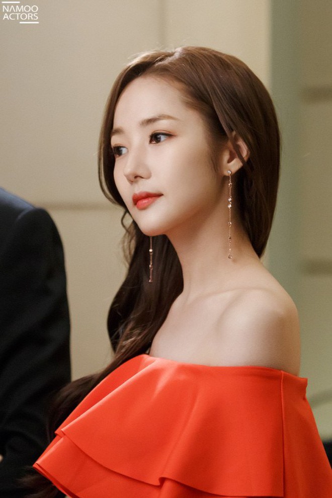 Park Min Young lo lắng Thư ký Kim sẽ trở thành bộ phim đầu voi đuôi chuột tiếp theo - Ảnh 3. Park Min Young lo lắng Thư ký Kim sẽ trở thành bộ phim đầu voi đuôi chuột tiếp theo - Ảnh 3.
