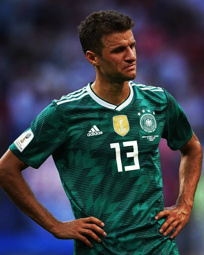 Đức bị loại khỏi World Cup: Khoảnh khắc dàn cầu thủ đẹp hơn hoa rơi nước mắt, chị em tan nát cõi lòng! - Ảnh 4.