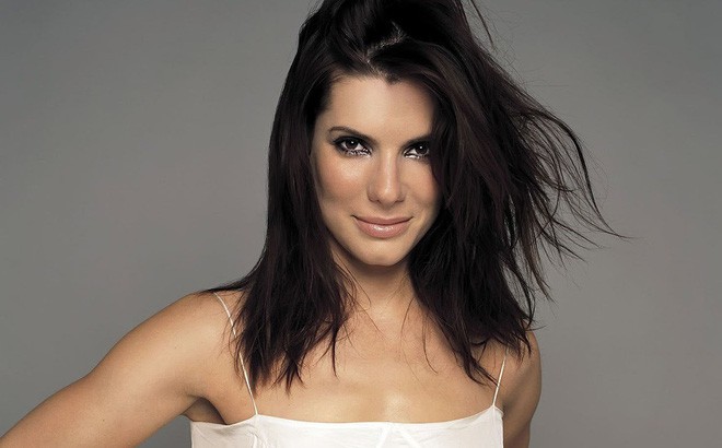 Mỹ nhân đẹp nhất thế giới Sandra Bullock: Cú sốc bị lạm dụng tình dục và nỗi đau của người đàn bà bị chồng phản bội - Ảnh 8.