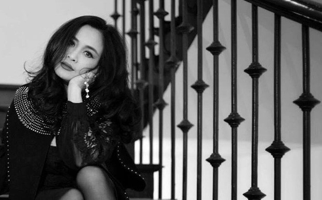 Bộ tứ Diva nhạc Việt: Kẻ lận đận đôi ba lần lỡ dở, người hạnh phúc với tổ ấm xứ cờ hoa - Ảnh 5. Bộ tứ Diva nhạc Việt: Kẻ lận đận đôi ba lần lỡ dở, người hạnh phúc với tổ ấm xứ cờ hoa - Ảnh 5.