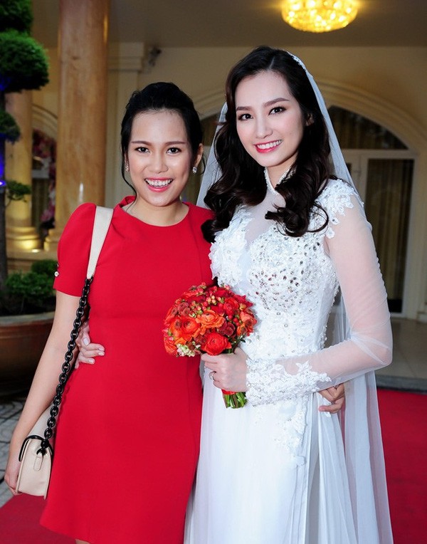 4 cô em gái xinh đẹp của các nàng Hoa hậu Việt: Người kín tiếng với cuộc sống gia đình, người giàu có, kém duyên với cuộc thi nhan sắc - Ảnh 27.