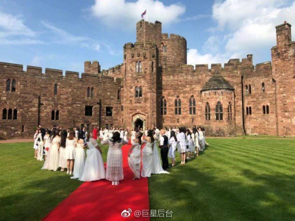 Đám cưới cổ tích tại lâu đài nước Anh của cặp mỹ nam hot nhất nhì châu Á - Ảnh 15.