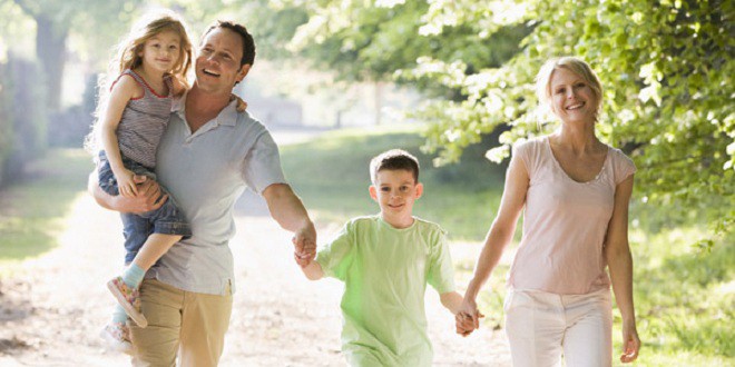 4 việc cần làm để ngăn chặn cảm giác “người thừa” của con riêng trong gia đình, số 2 đơn giản mà rất hiệu quả - Ảnh 3.
