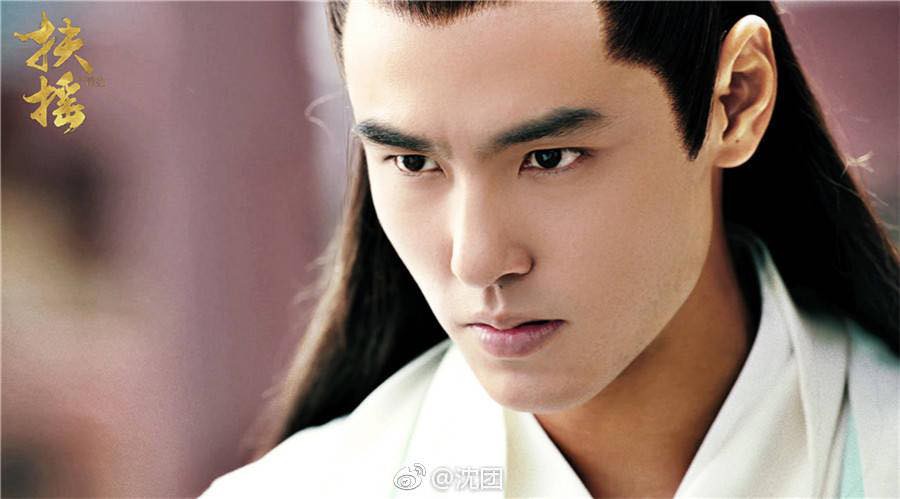 Nguyễn Kinh Thiên đã đổi kiểu tóc: Giờ thì tóc chàng dài hơn cả người yêu Dương Mịch  - Ảnh 5.