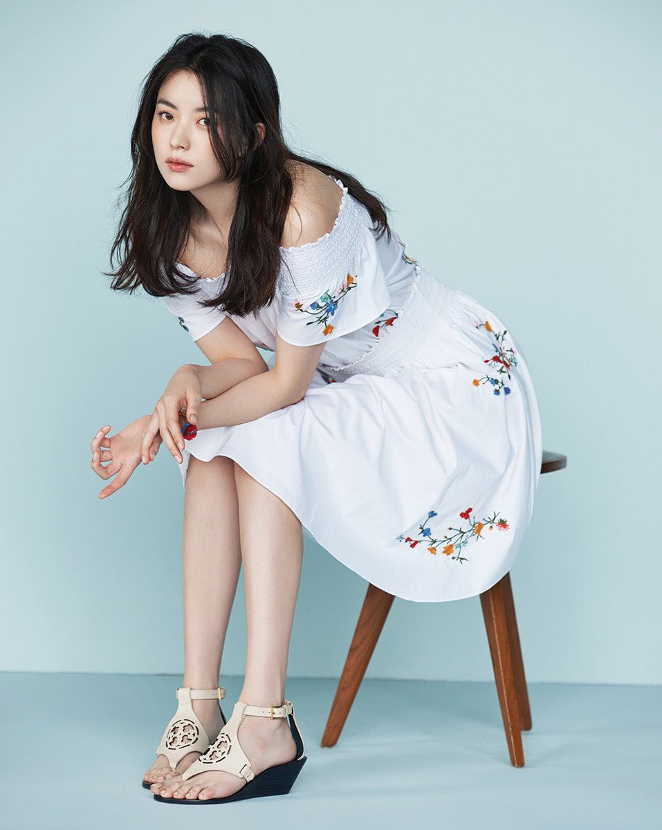 Cặp đôi thánh sống Kang Dong Won và Han Hyo Joo: Khi người thừa kế đời thực và nữ thần đều dính bê bối chấn động - Ảnh 32. Cặp đôi thánh sống Kang Dong Won và Han Hyo Joo: Khi người thừa kế đời thực và nữ thần đều dính bê bối chấn động - Ảnh 32.