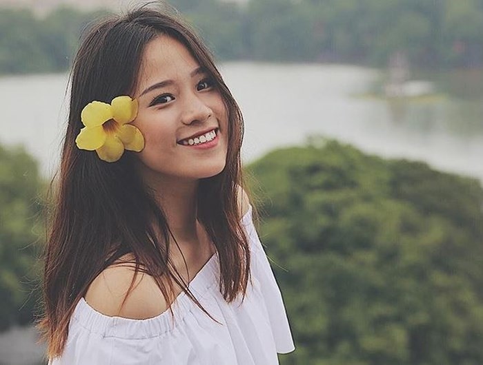 Thế hệ mỹ nhân 10x thi Hoa hậu Việt Nam 2018: Toàn nữ sinh vừa thi tốt nghiệp, xinh đẹp và sở hữu thành tích ấn tượng - Ảnh 4.