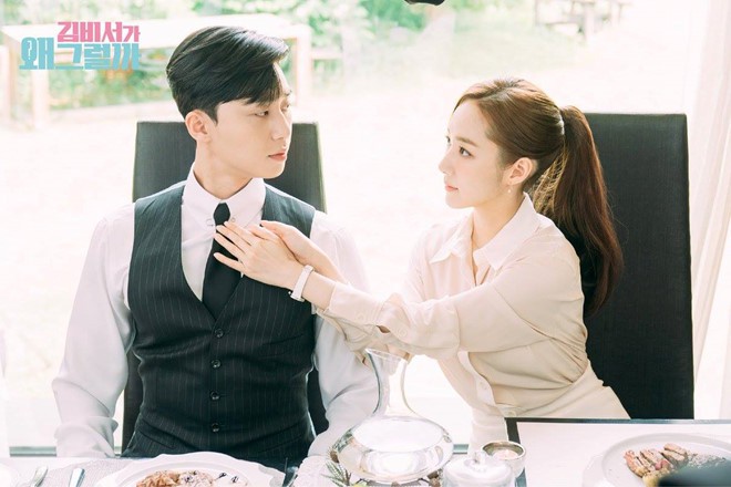 Nhờ Thư ký Kim sao thế, Park Seo Joon chính thức vượt mặt Song Joong Ki về độ nổi tiếng ở Trung Quốc - Ảnh 2. Nhờ Thư ký Kim sao thế, Park Seo Joon chính thức vượt mặt Song Joong Ki về độ nổi tiếng ở Trung Quốc - Ảnh 2.