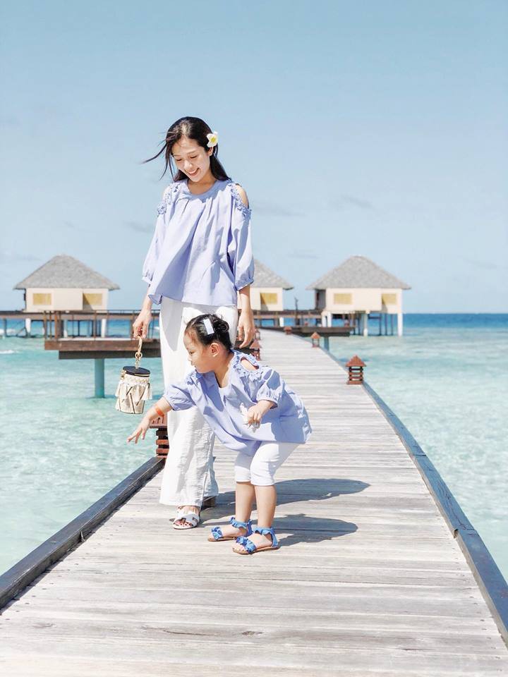 Nàng Hoa hậu người Việt tại Mỹ chia sẻ bí quyết dù con bé tí hin vẫn cùng chồng đi thiên đường tình yêu Maldives lãng mạn - Ảnh 2.