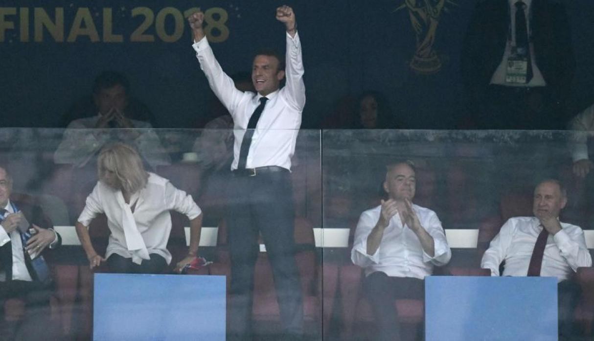 Những khoảnh khắc hài hước không thể nào quên của các vị nguyên thủ quốc gia trong trận Chung kết World Cup 2018 - Ảnh 11.