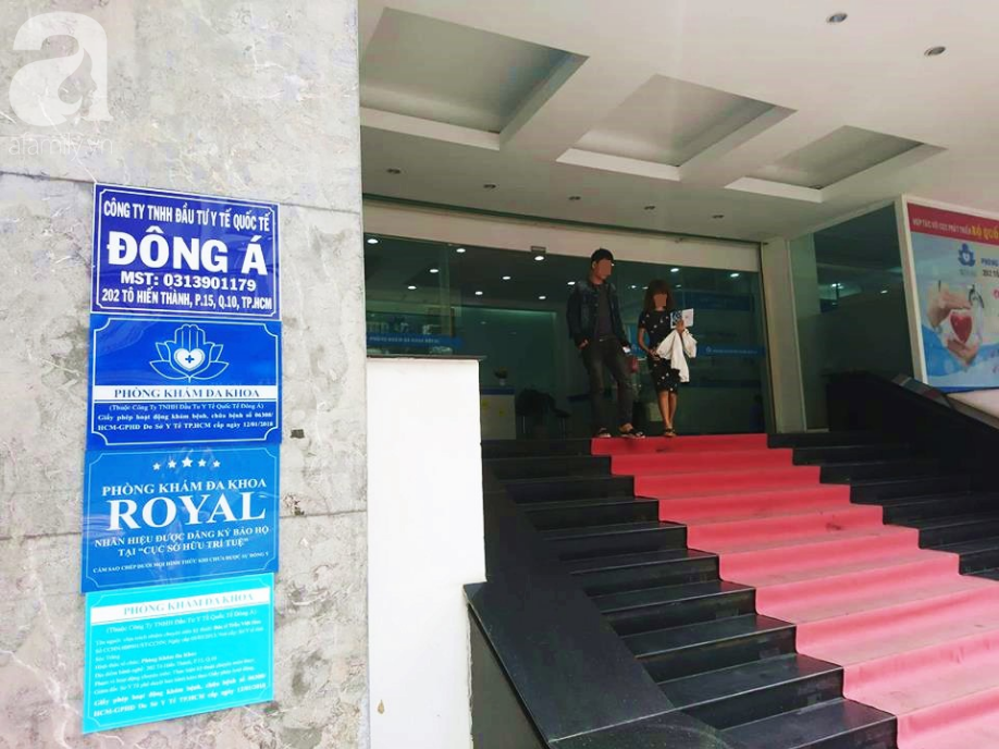 Phòng khám Royal phản hồi vụ bệnh nhân tố bị hù dọa ung thư: Do bệnh nhân hiểu lầm lời tư vấn của bác sĩ - Ảnh 2. Phòng khám Royal phản hồi vụ bệnh nhân tố bị hù dọa ung thư: Do bệnh nhân hiểu lầm lời tư vấn của bác sĩ - Ảnh 2.