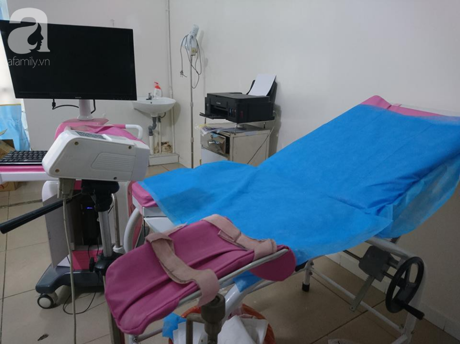 Phòng khám Royal phản hồi vụ bệnh nhân tố bị hù dọa ung thư: Do bệnh nhân hiểu lầm lời tư vấn của bác sĩ - Ảnh 3. Phòng khám Royal phản hồi vụ bệnh nhân tố bị hù dọa ung thư: Do bệnh nhân hiểu lầm lời tư vấn của bác sĩ - Ảnh 3.