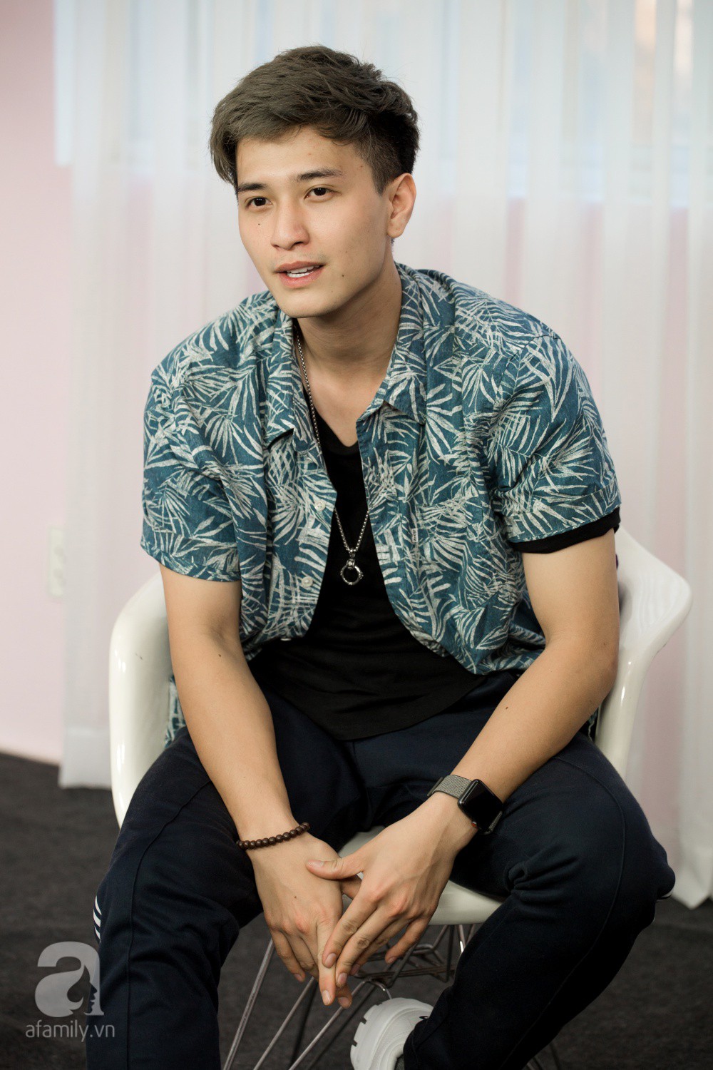 Huỳnh Anh: “Tôi thấy phiền và mệt mỏi khi những chuyện quá khứ cứ bị đào bới” - Ảnh 5. Huỳnh Anh: “Tôi thấy phiền và mệt mỏi khi những chuyện quá khứ cứ bị đào bới” - Ảnh 5.