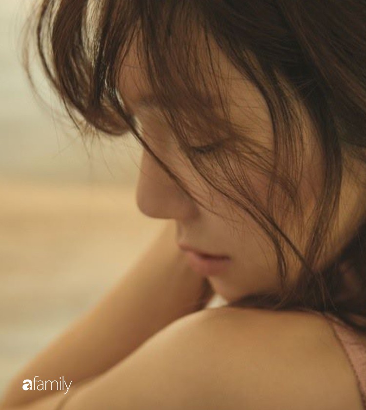 “Người đẹp nói dối” Lee Ji Ah: Mãi không thể chạy trốn khỏi bóng ma của cuộc hôn nhân thời trẻ dại - Ảnh 9.
