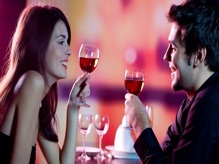 Khó tin: Kiểu hẹn hò này có thể tăng nguy cơ mắc bệnh lây truyền qua đường tình dục trong xã hội - Ảnh 3.