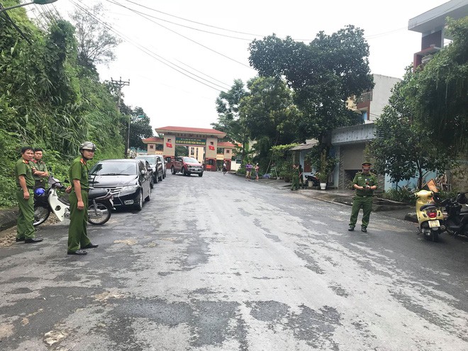 Công an Hà Giang khám xét nhà ông Vũ Trọng Lương  - Ảnh 1.