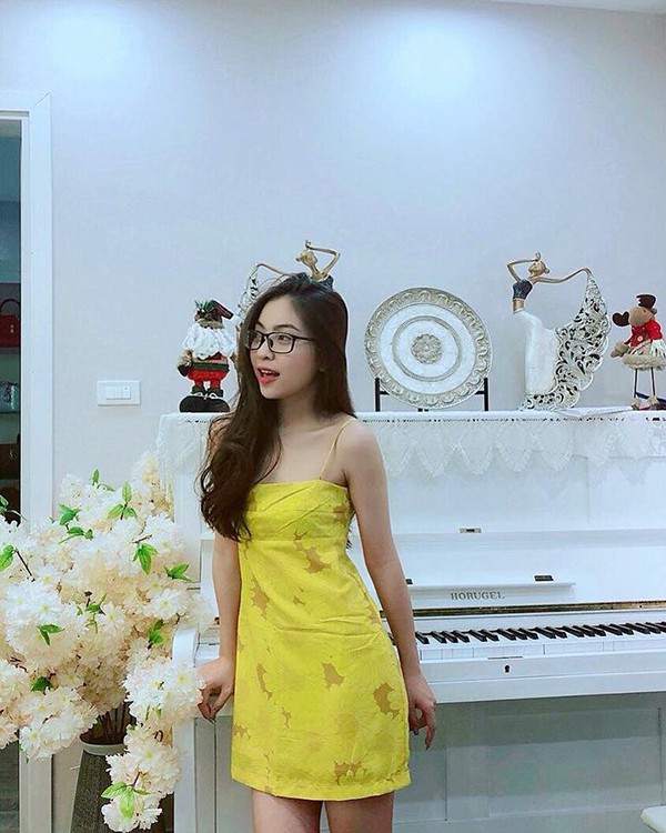 Nhan sắc xinh đẹp và tham vọng vào showbiz của bạn gái Quang Hải U23 - Ảnh 6.