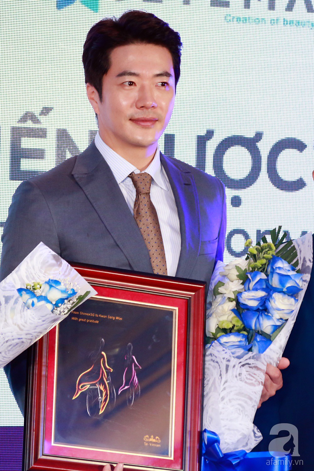 Kwon Sang Woo bất ngờ tiết lộ đã từng đến Việt Nam 12 năm trước - Ảnh 13.