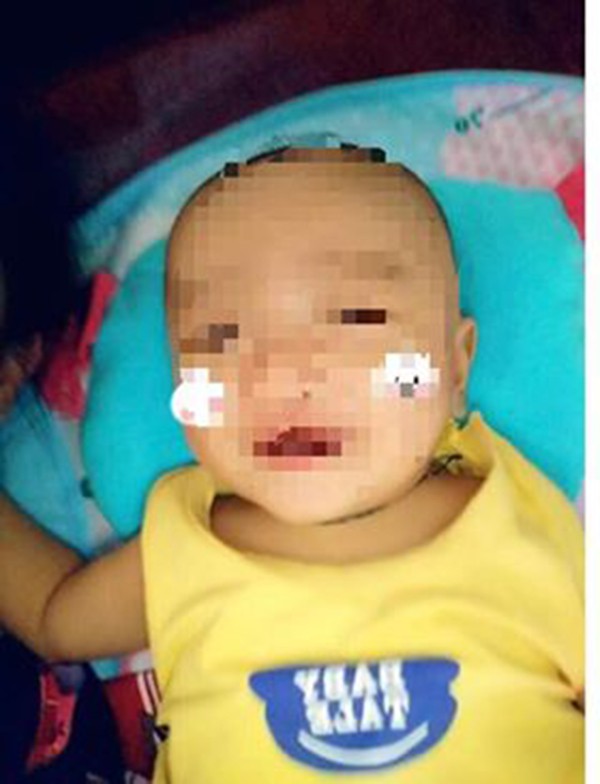 Sơn La: Đôi vợ chồng 4 năm chữa hiếm muộn bất lực nhìn con tử vong tại bệnh viện - Ảnh 1. Sơn La: Đôi vợ chồng 4 năm chữa hiếm muộn bất lực nhìn con tử vong tại bệnh viện - Ảnh 1.