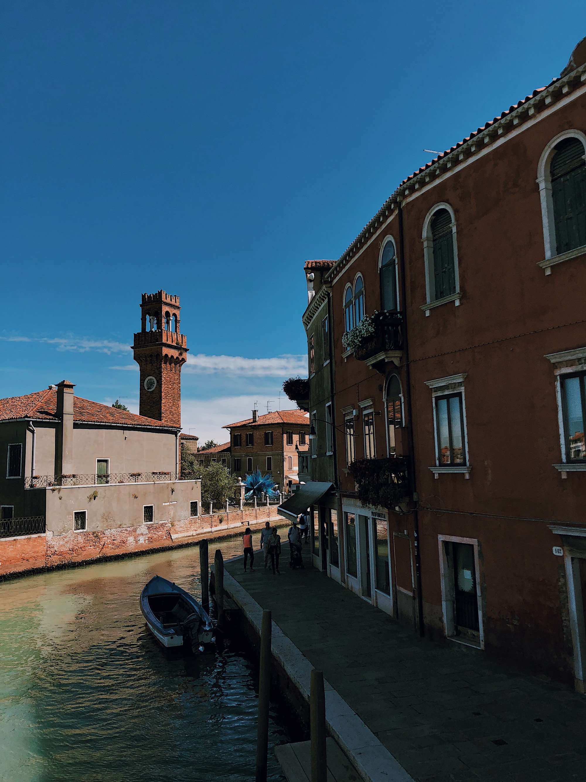 Burano và Murano - hai hòn đảo kỳ diệu phải ghé khi đến Venice - Ảnh 2.