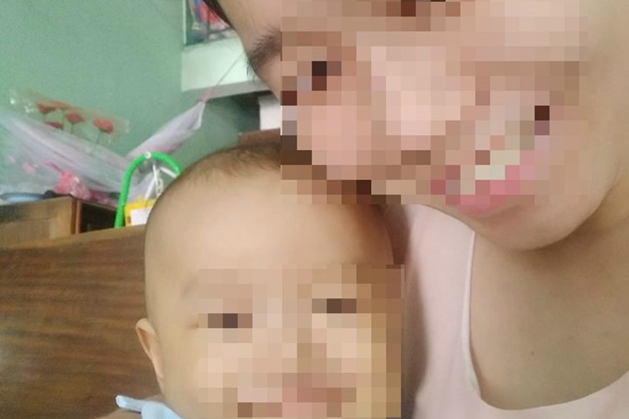 Vụ bé trai 4 tháng tuổi tử vong ở Sơn La: Điều dưỡng gọi bác sĩ trực chung nhưng bác sĩ chưa lên ngay - Ảnh 3. Vụ bé trai 4 tháng tuổi tử vong ở Sơn La: Điều dưỡng gọi bác sĩ trực chung nhưng bác sĩ chưa lên ngay - Ảnh 3.