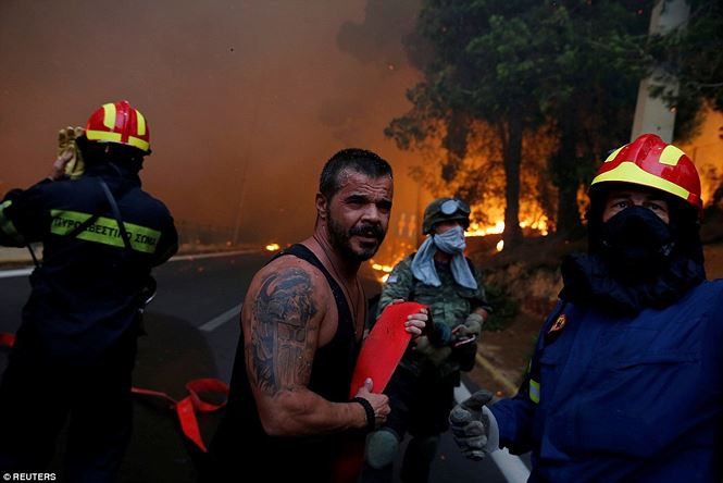 Cháy rừng ở Hy Lạp: 90 người thương vong, cảnh tượng như ngày tận thế  Thế giới - Ảnh 10.