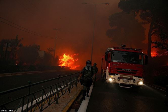 Cháy rừng ở Hy Lạp: 90 người thương vong, cảnh tượng như ngày tận thế  Thế giới - Ảnh 11.