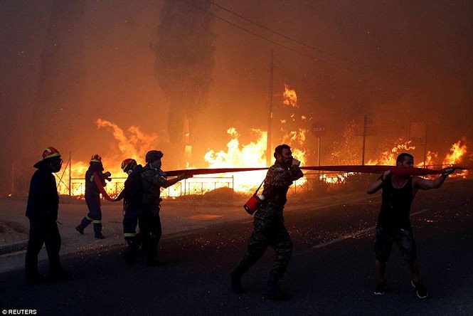 Cháy rừng ở Hy Lạp: 90 người thương vong, cảnh tượng như ngày tận thế  Thế giới - Ảnh 9.